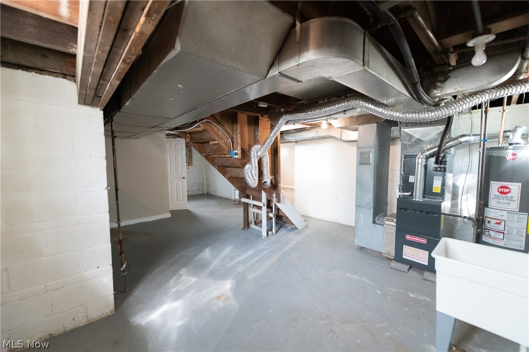 3222 Whitethorn Road Cleveland, OH 44118 - Photo 28 of 30 Gallery Image 28