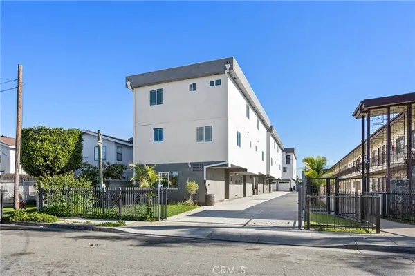 $4,499,000 | 10936 South Osage Avenue, Inglewood, CA 90304