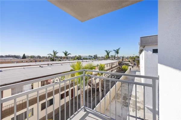 $4,499,000 | 10936 South Osage Avenue, Inglewood, CA 90304