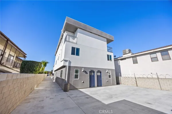 $4,499,000 | 10936 South Osage Avenue, Inglewood, CA 90304