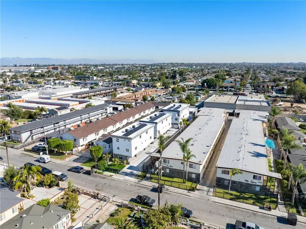 $4,499,000 | 10936 South Osage Avenue, Inglewood, CA 90304