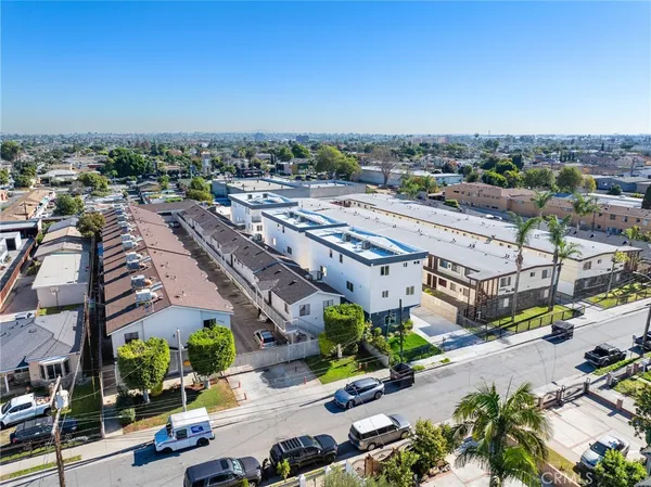 $4,499,000 | 10936 South Osage Avenue, Inglewood, CA 90304
