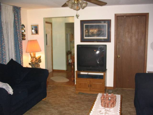 112 Clamsteam Road Halfmoon, NY 12065 - Photo 4 of 9 Photo 4