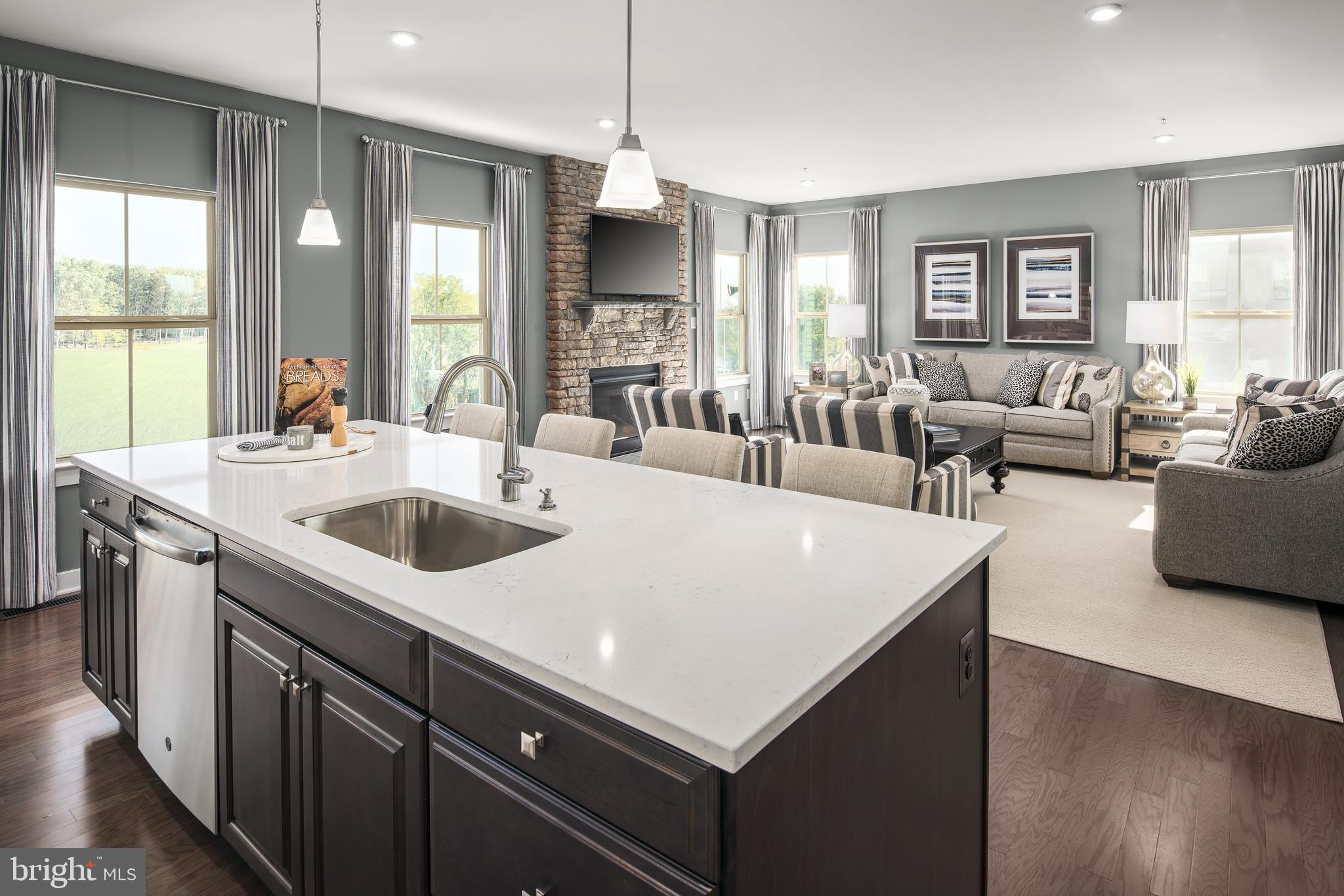14501 Quarry View Road Brandywine, MD 20613 - Photo 20 of 35 Kitchen with Sink & Quartz Countertops