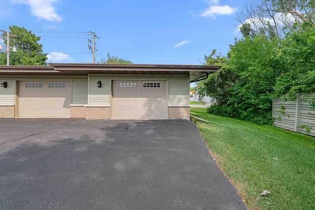 $44,900 | 507 Garfield Street, Unit 10G, Fond du Lac, WI 54935