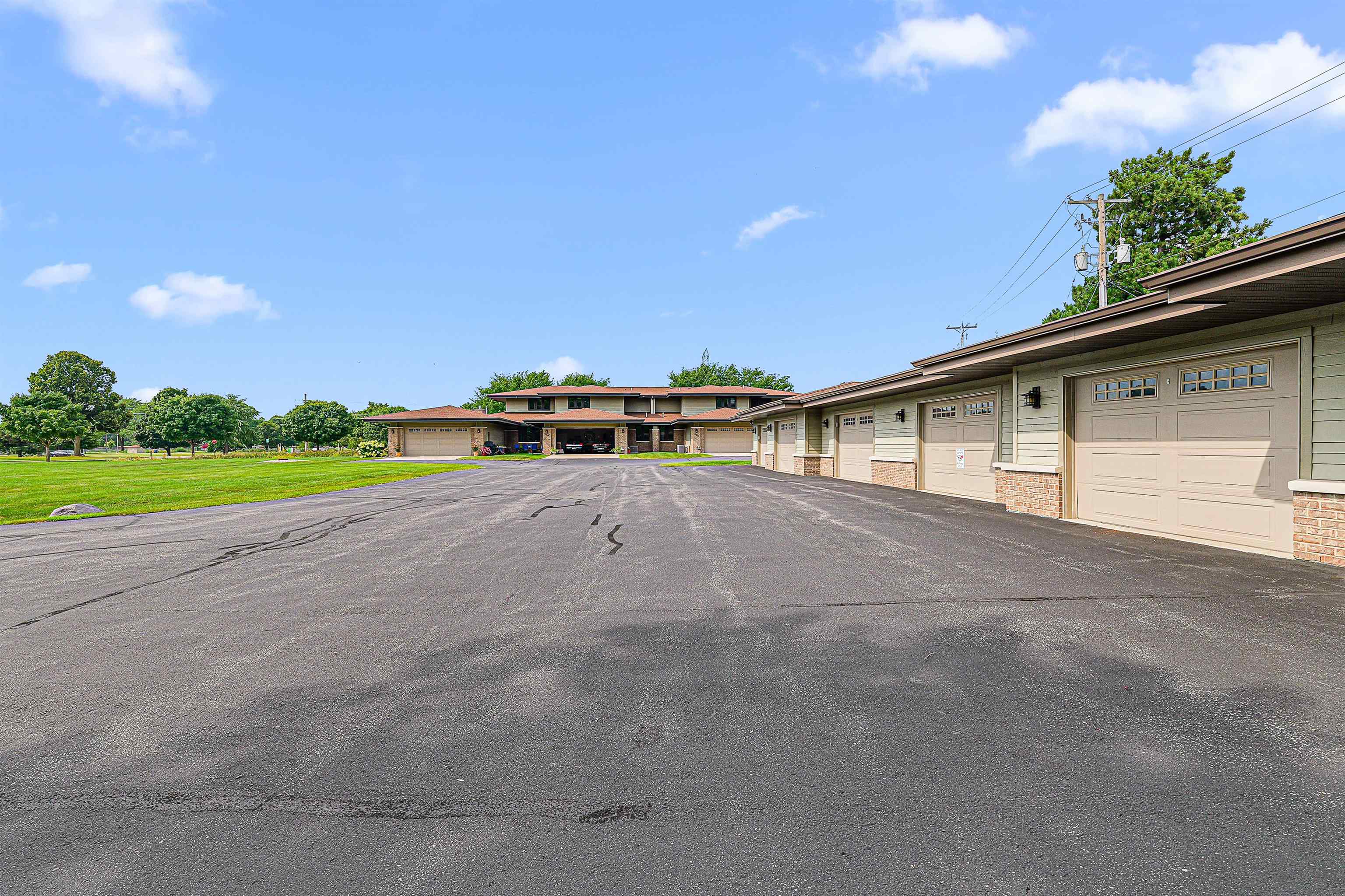 507 Garfield Street, Unit 10G Fond du Lac, WI 54935 - Photo 6 of 11