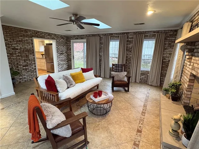 $212,000 | 210 Carson Street, Springdale, PA 15144