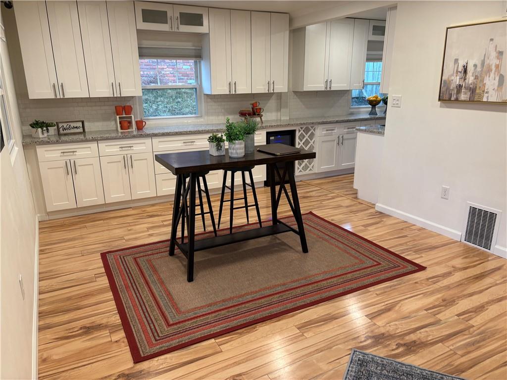 210 Carson Street Springdale, PA 15144 - Photo 8 of 33