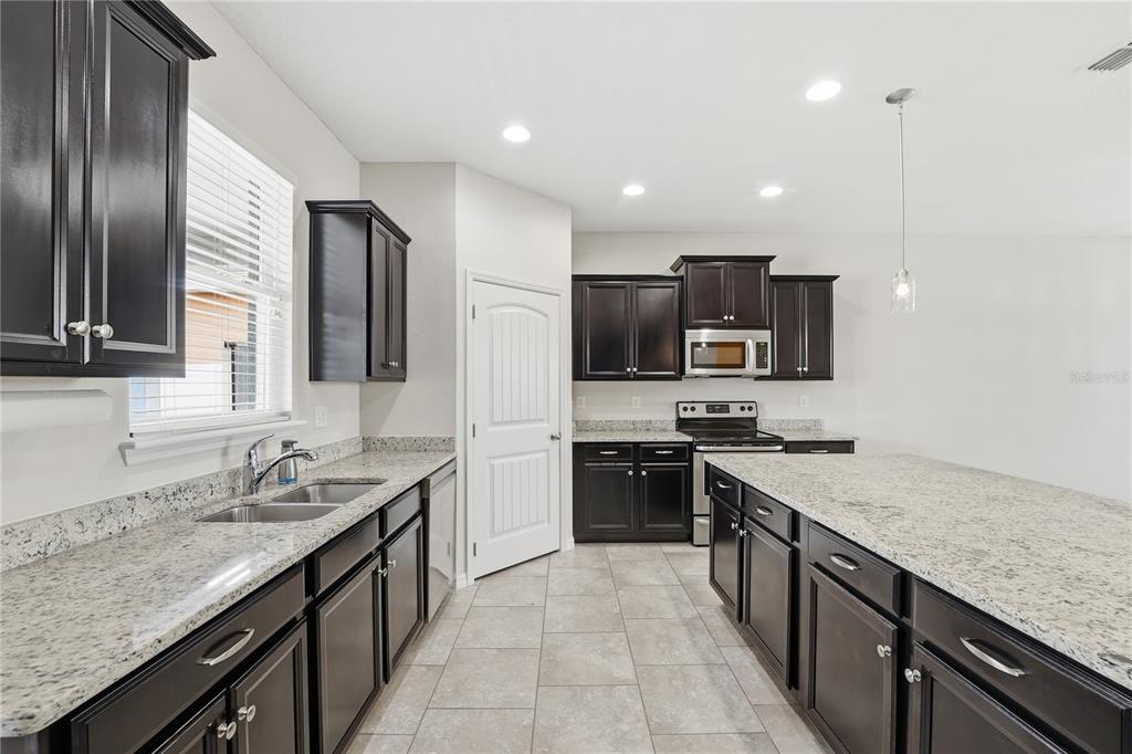 1493 Reflection Cove St. Cloud, FL 34771 - Photo 15 of 53