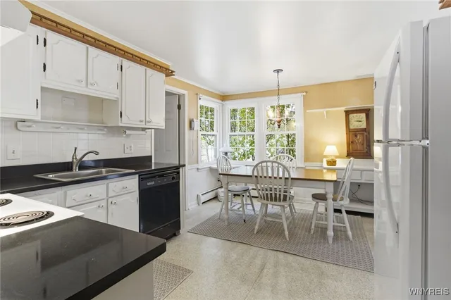 $369,900 | 90 Swanson Terrace, Amherst, NY 14221