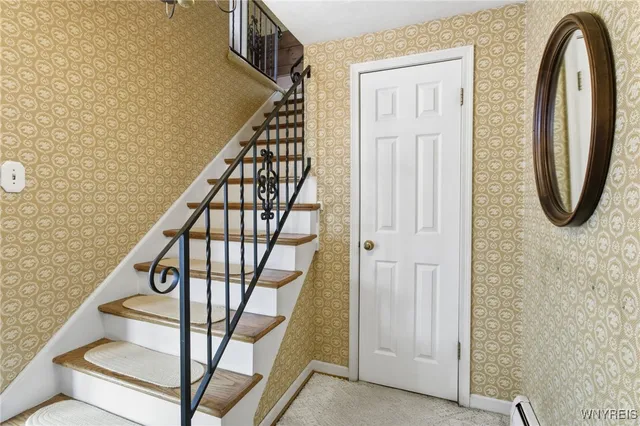 $369,900 | 90 Swanson Terrace, Amherst, NY 14221