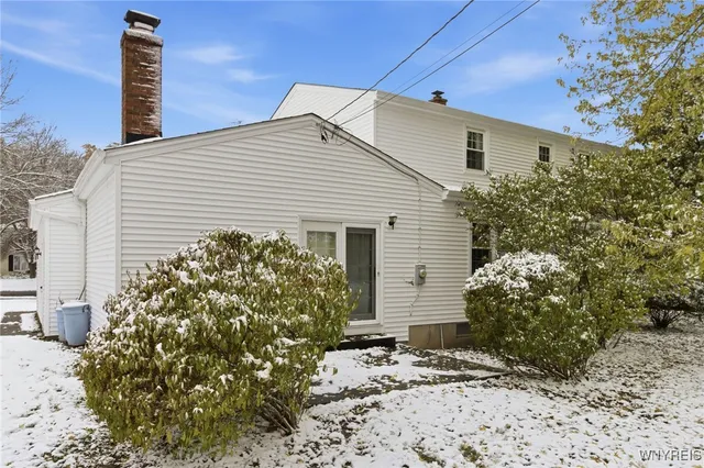 $369,900 | 90 Swanson Terrace, Amherst, NY 14221