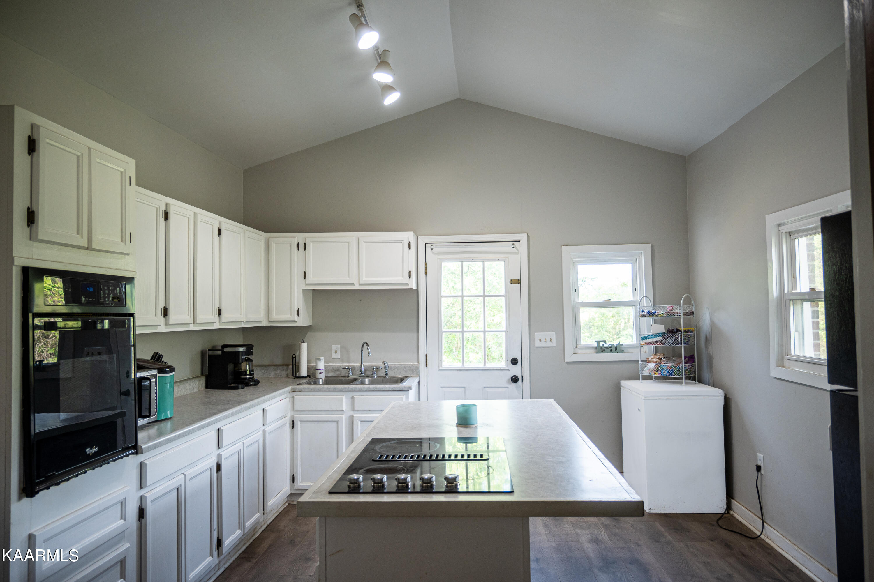 575 Branch Road Blaine, TN 37709 - Photo 3 of 27 EDITED_RE_PHOTOS-12