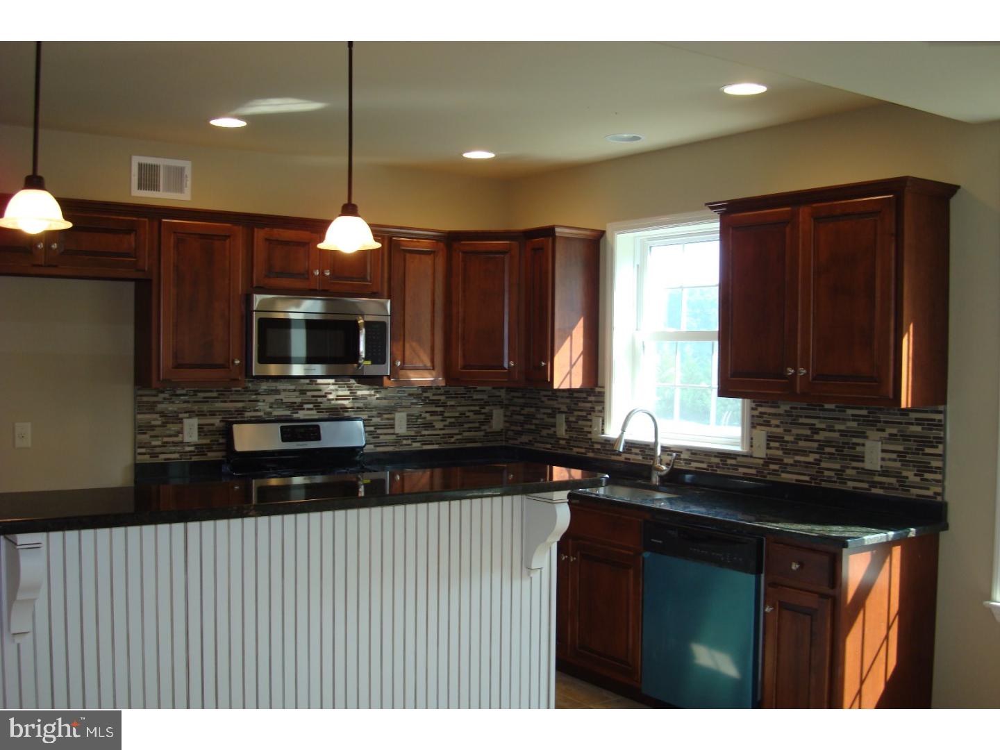 654 Ebersole Road Reading, PA 19605 - Photo 6 of 19 Gallery Image 6