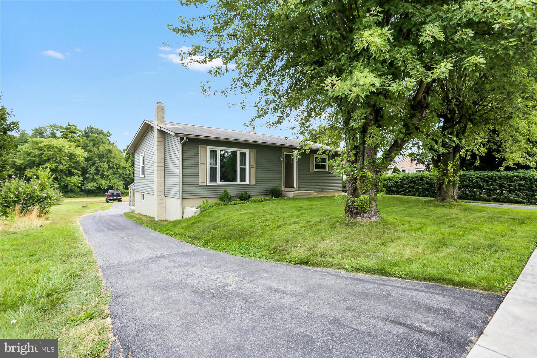 220 Salt Road Enola, PA 17025 - Photo 3 of 31 Gallery Image 3