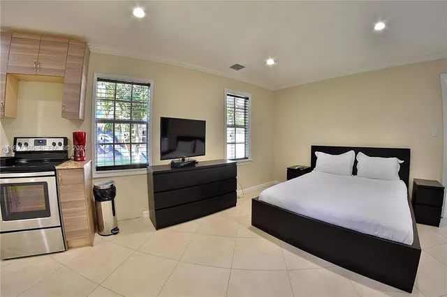 $14,000 | Highland Garden, Hollywood, FL 33020