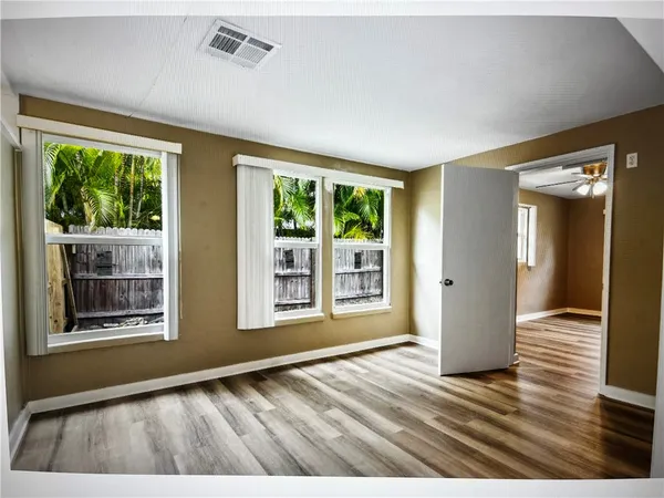 $3,500 | 515 Cypress Road, Vero Beach, FL 32963