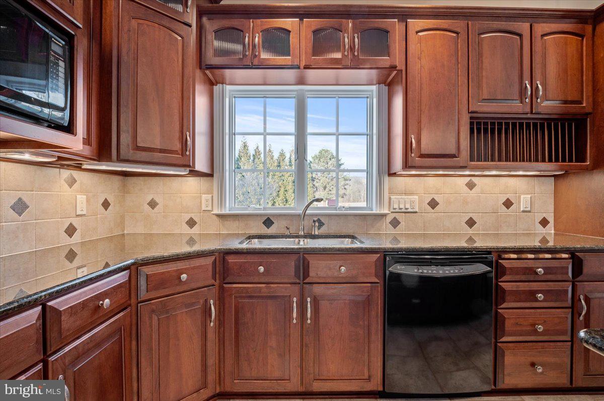 6148 King Road Boonsboro, MD 21713 - Photo 14 of 72