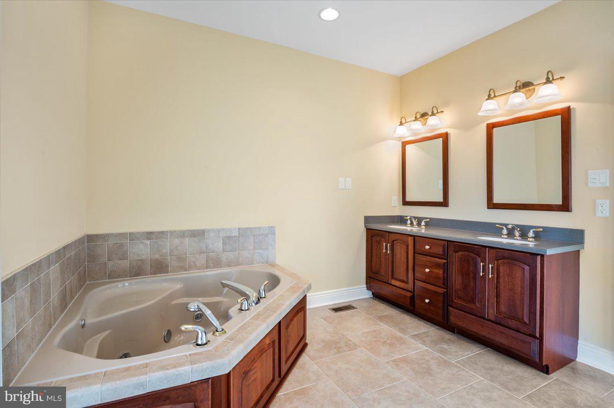 6148 King Road Boonsboro, MD 21713 - Photo 26 of 72