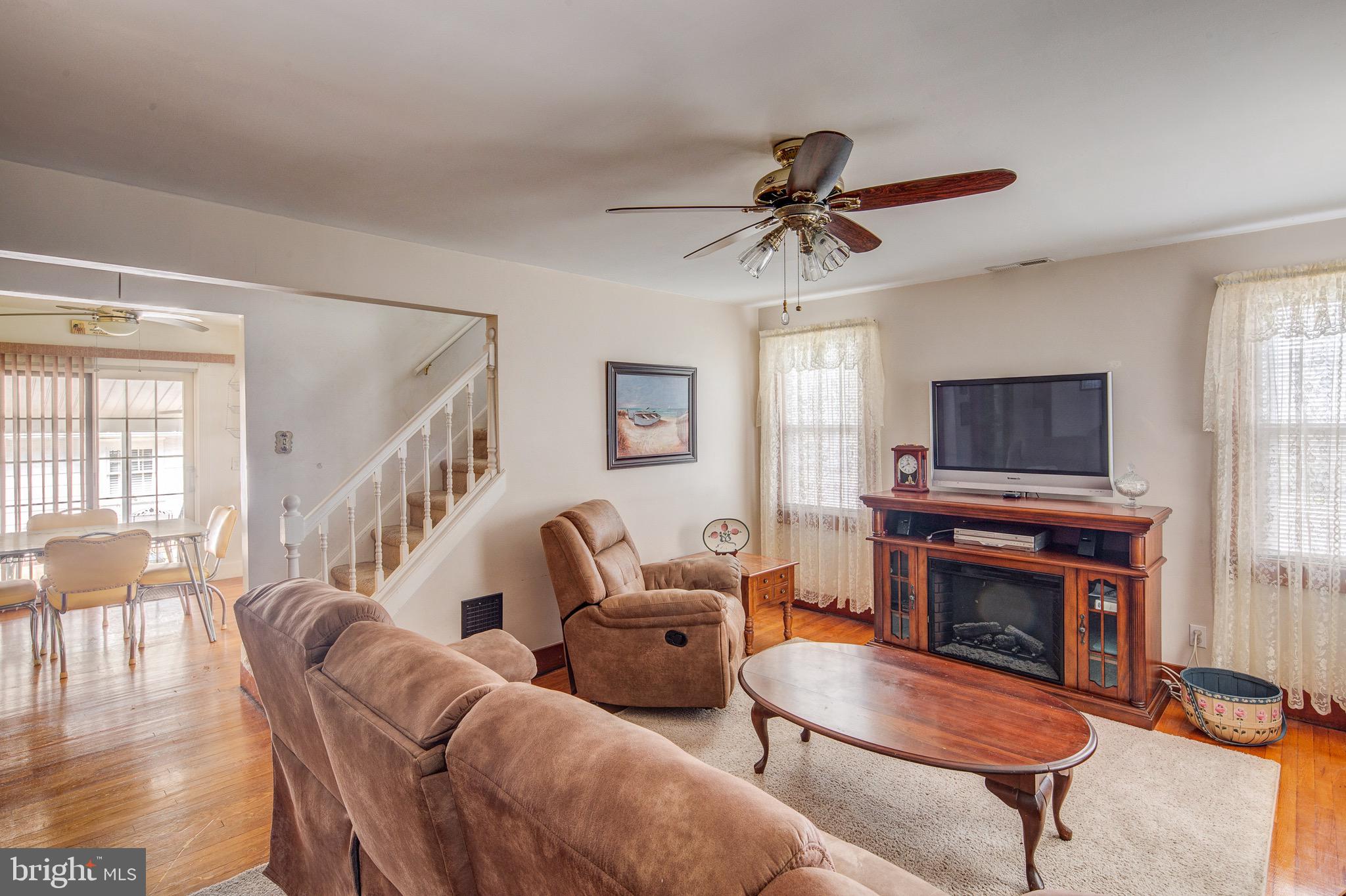 405 Henry Street Riverside, NJ 08075 - Photo 9 of 23