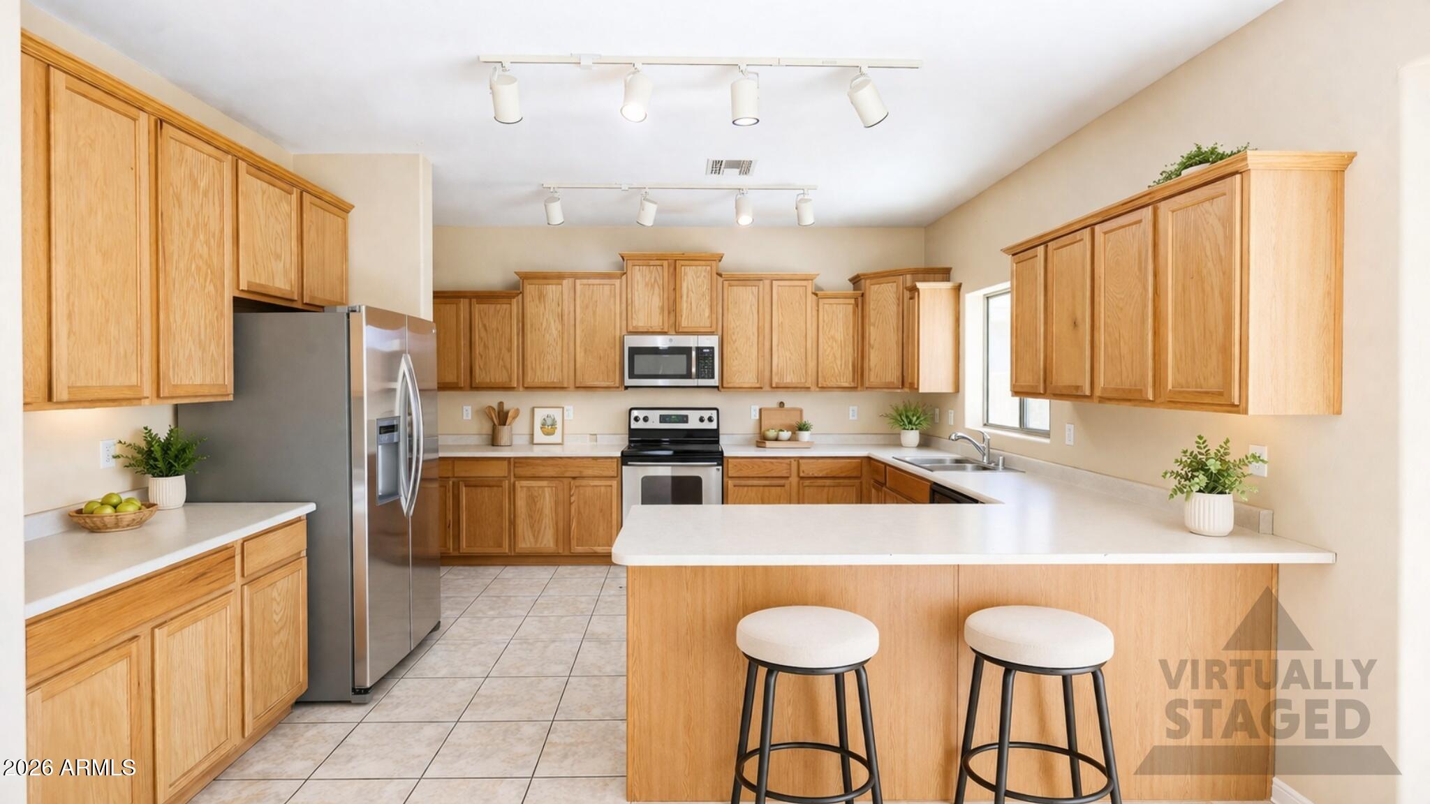 17839 West Hearn Road Surprise, AZ 85388 - Photo 4 of 17 kitchenwatermark