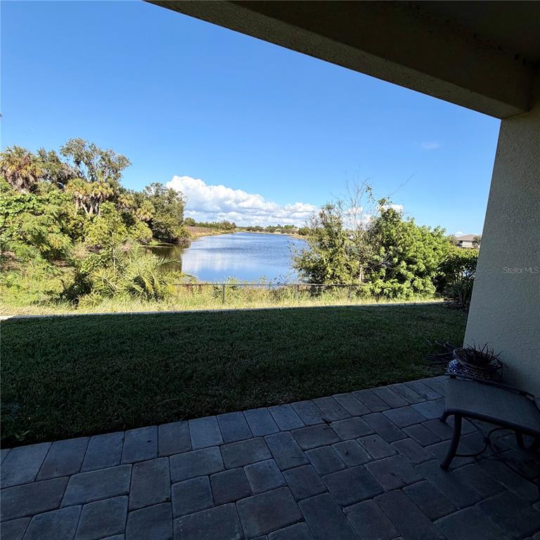 3105 Trustee Avenue Sarasota, FL 34243 - Photo 14 of 14 a view of a yard