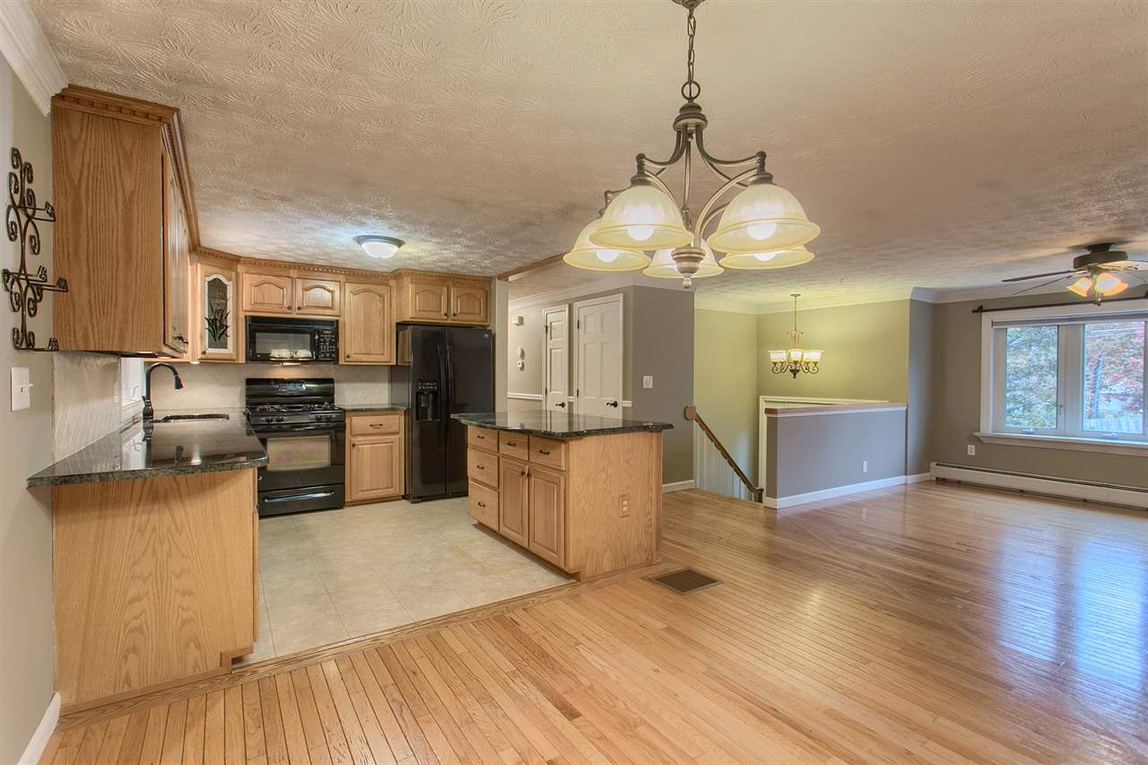 14 Sagamore Road Nashua, NH 03062 - Photo 6 of 28