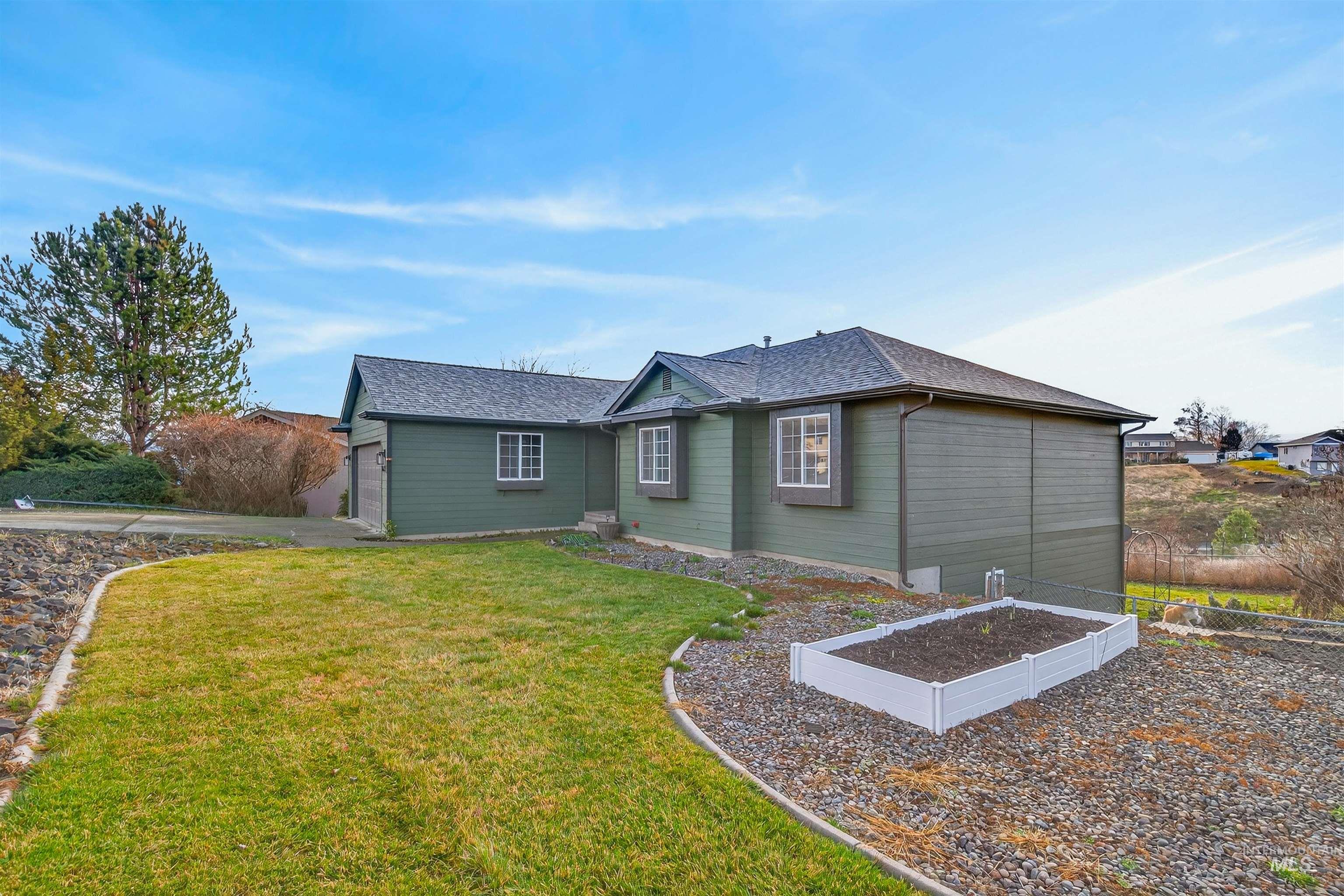 1612 Swallows Nest Loop Clarkston, WA 99403 - Photo 4 of 50