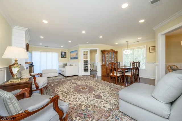 $524,900 | 63 Village Drive, Morristown, NJ 07960