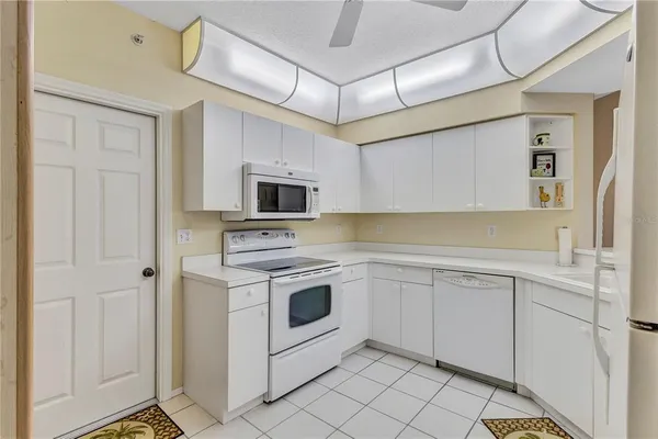 $199,000 | 5433 Fair Oaks Street, Unit 5433, Bradenton, FL 34203