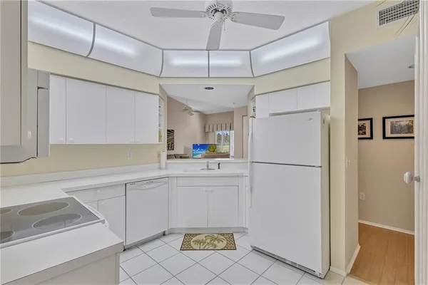 $199,000 | 5433 Fair Oaks Street, Unit 5433, Bradenton, FL 34203