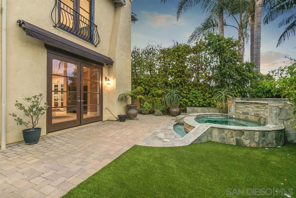 301 Chopin Way Cardiff, CA 92007 - Photo 10 of 13