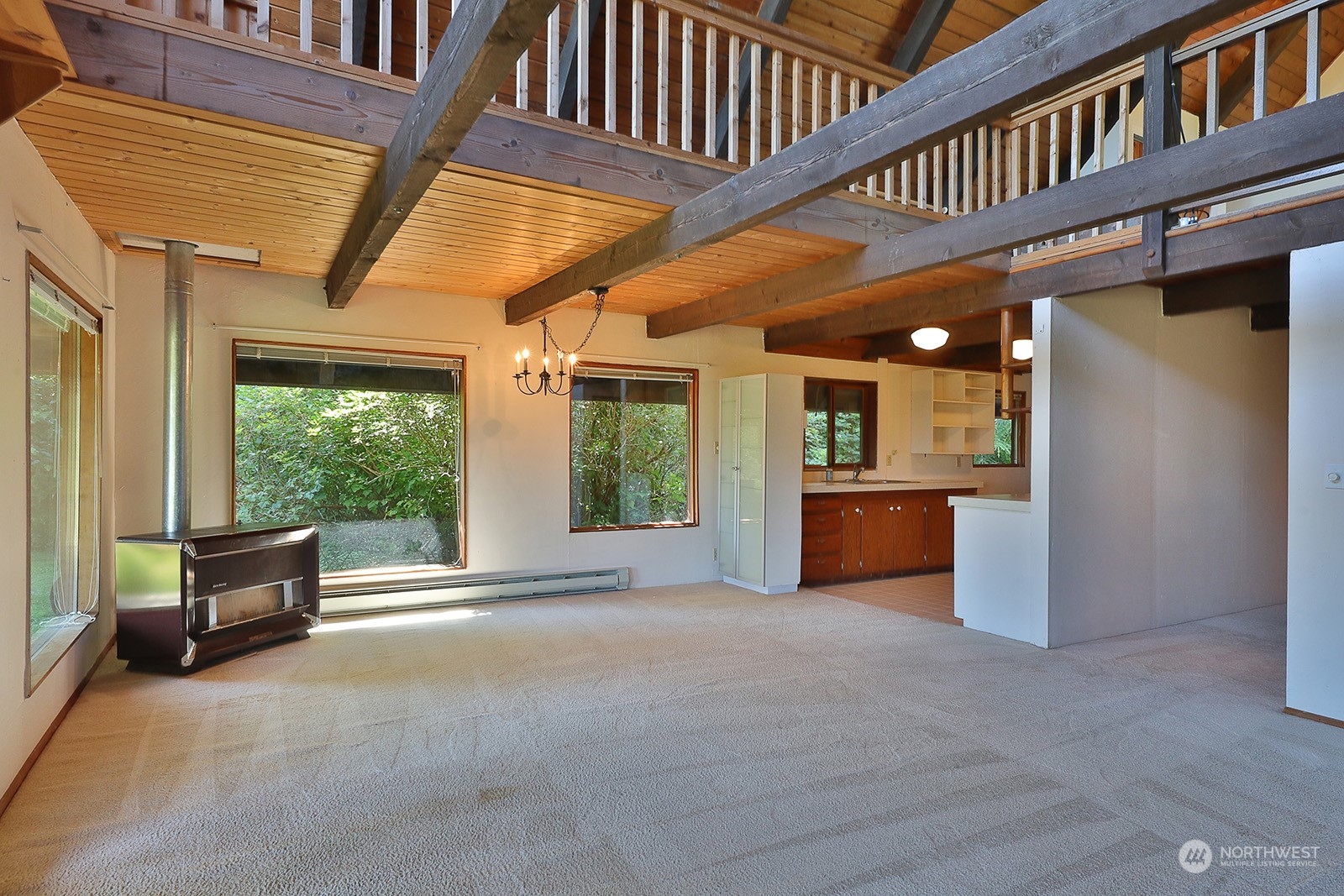 6949 Humphrey Road Clinton, WA 98236 - Photo 13 of 40 Gallery Image 13