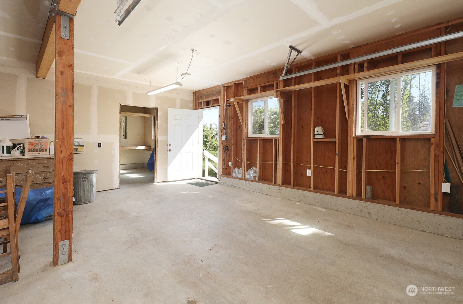 6949 Humphrey Road Clinton, WA 98236 - Photo 28 of 40 Gallery Image 28