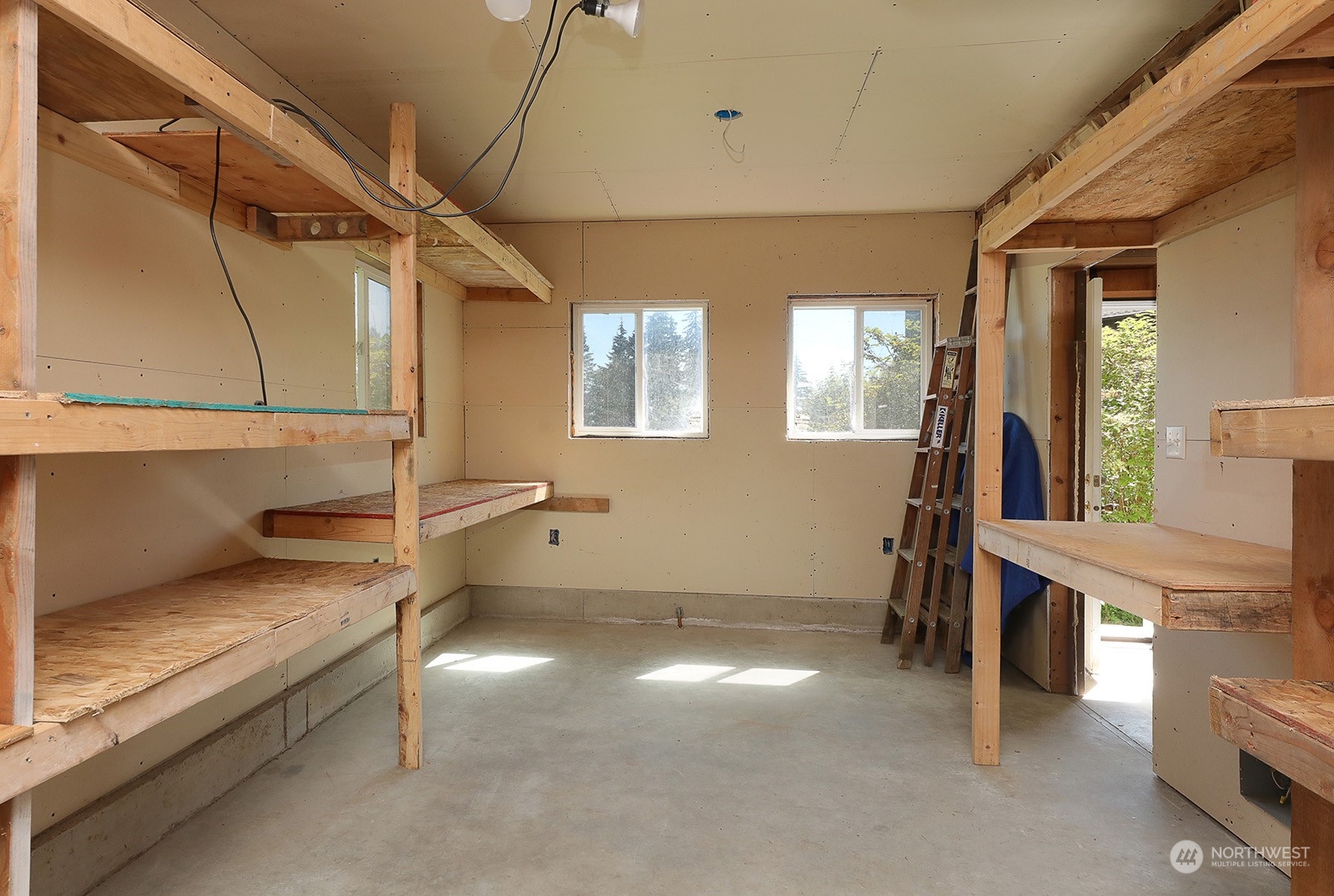 6949 Humphrey Road Clinton, WA 98236 - Photo 29 of 40 Gallery Image 29