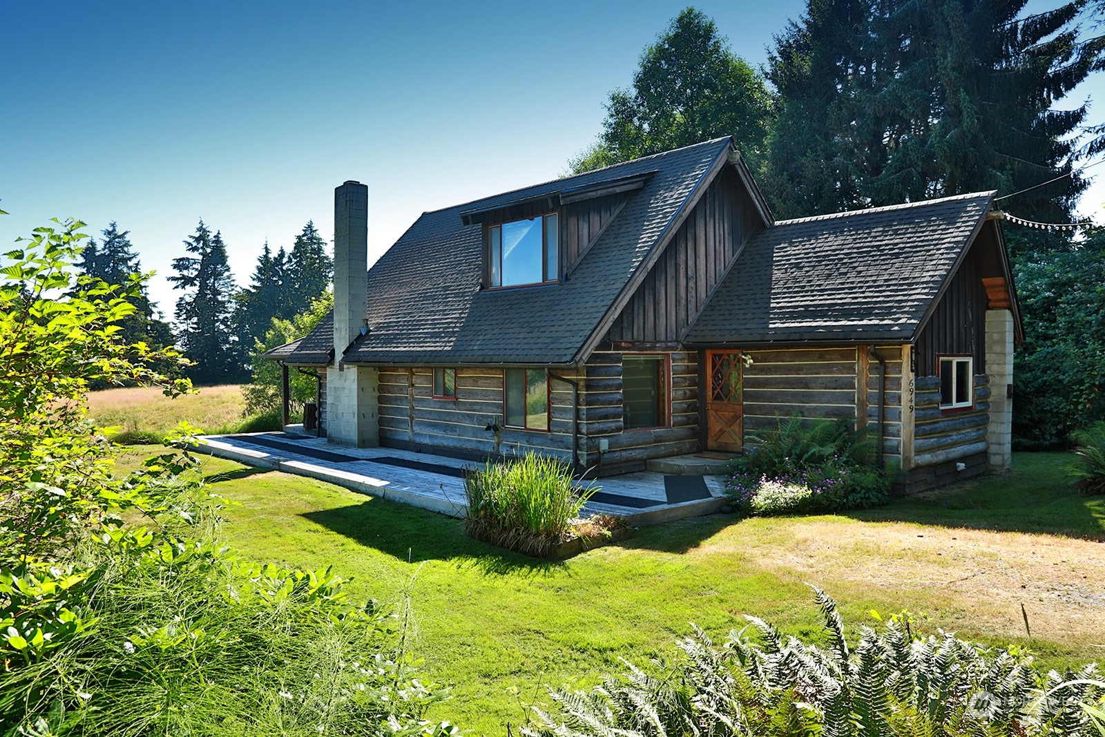6949 Humphrey Road Clinton, WA 98236 - Photo 7 of 40 Gallery Image 7