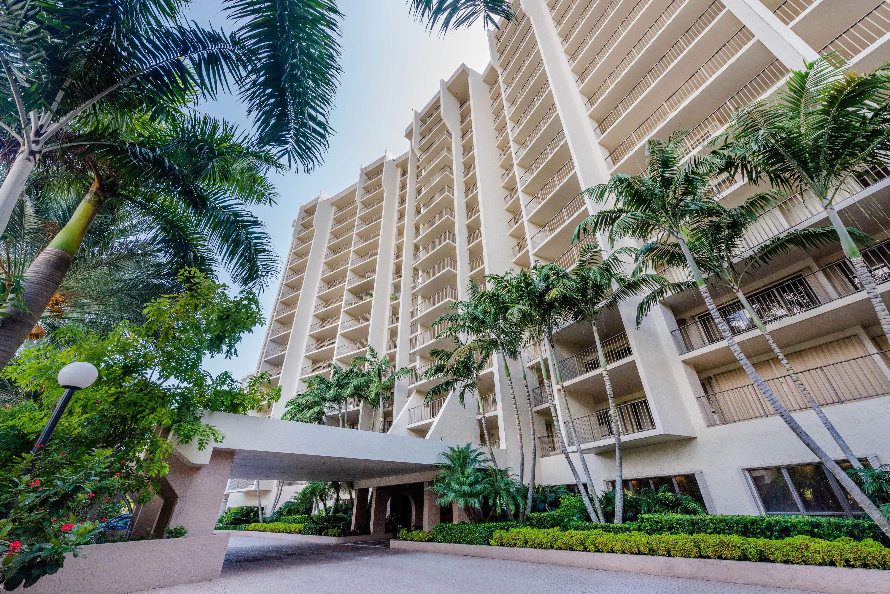1800 South Ocean Boulevard, Unit 401 Lauderdale-by-the-Sea, FL 33062 - Photo 1 of 46 Front Entrance
