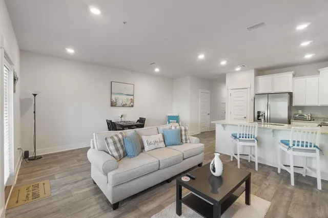 $245,000 | 1518 Farragut Way, Pensacola, FL 32534