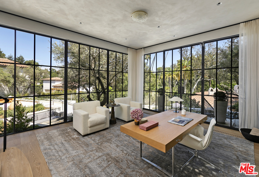 10410 Bellagio Road Los Angeles, CA 90077 - Photo 19 of 25