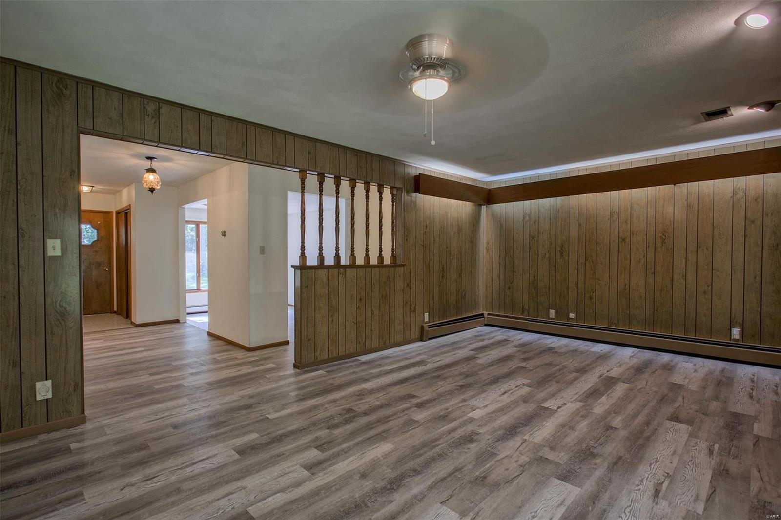 8572 Schien Road Worden, IL 62097 - Photo 23 of 64