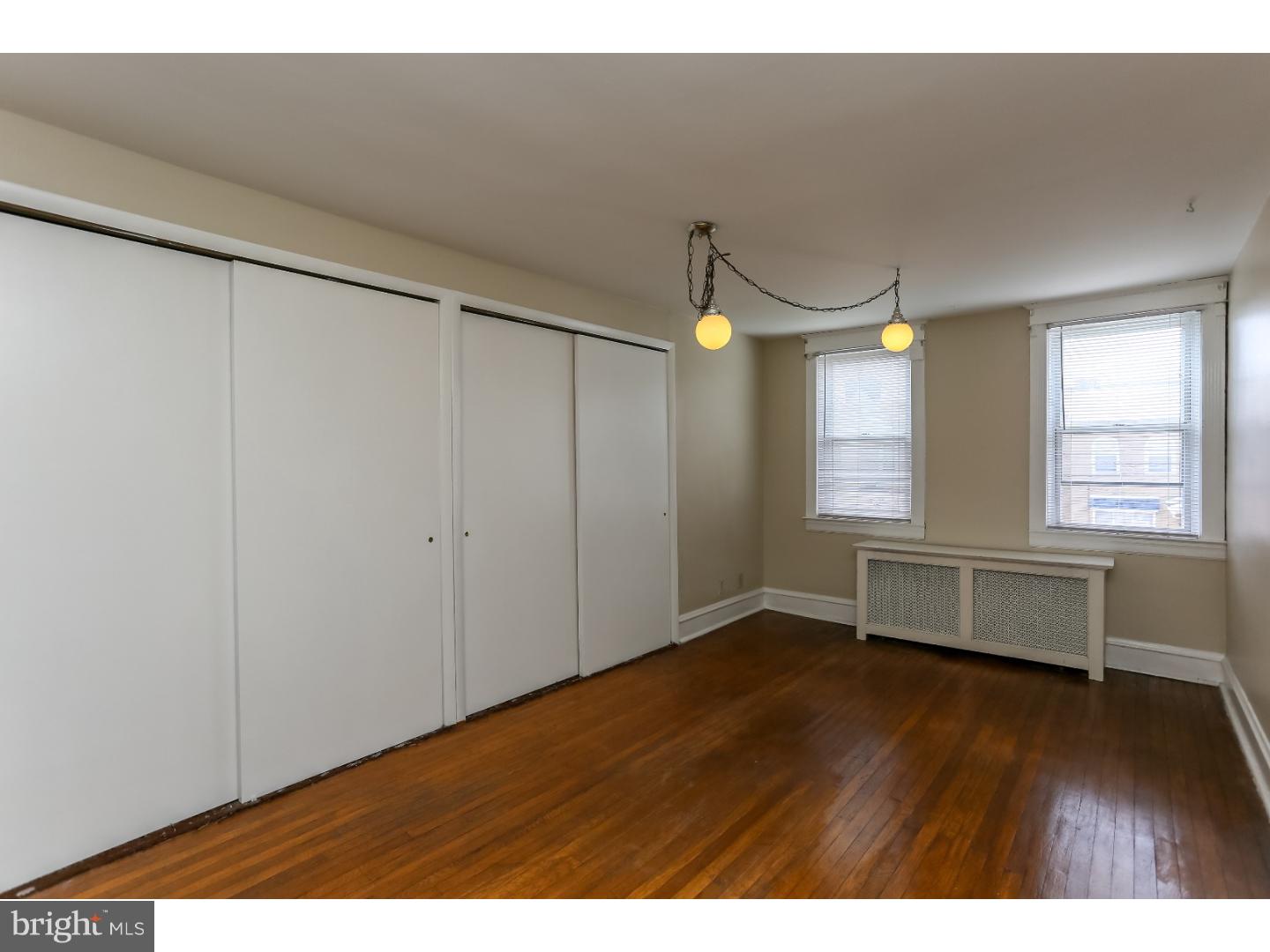 253 Ashby Road Upper Darby, PA 19082 - Photo 15 of 25 Bedroom - Main