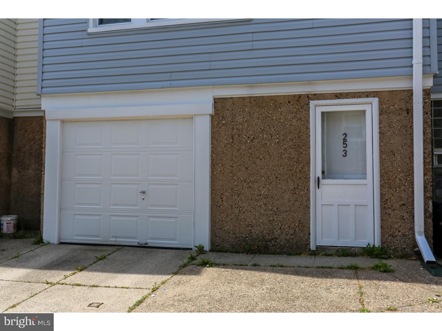 253 Ashby Road Upper Darby, PA 19082 - Photo 24 of 25 Garage