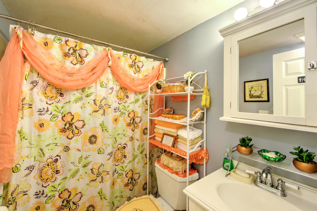 22 Chase Road Edgartown, MA 02539 - Photo 34 of 35 a bathroom with a sink toilet and shower