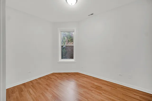 $1,700 | 1826 South Hamlin Avenue, Unit 1, Chicago, IL 60623