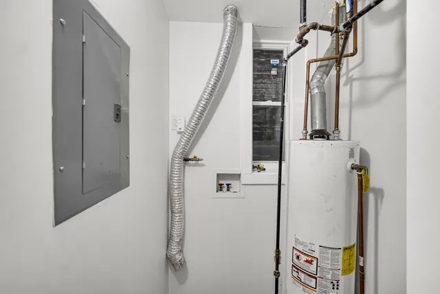 $1,700 | 1826 South Hamlin Avenue, Unit 1, Chicago, IL 60623