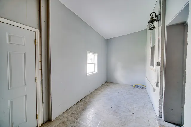 $1,700 | 1826 South Hamlin Avenue, Unit 1, Chicago, IL 60623