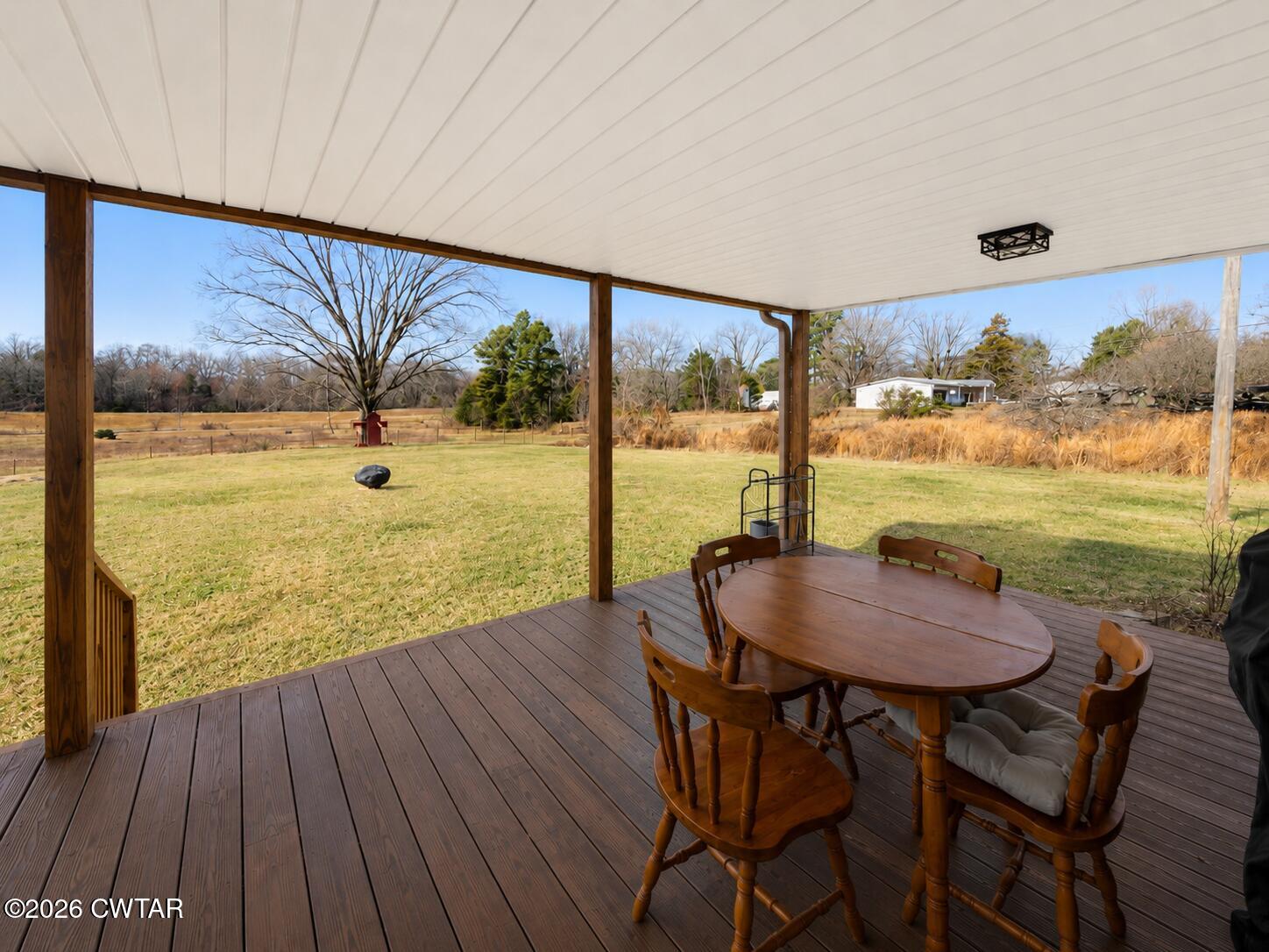 388 New Flanagan Road Lexington, TN 38351 - Photo 16 of 18 Covered Back Deck