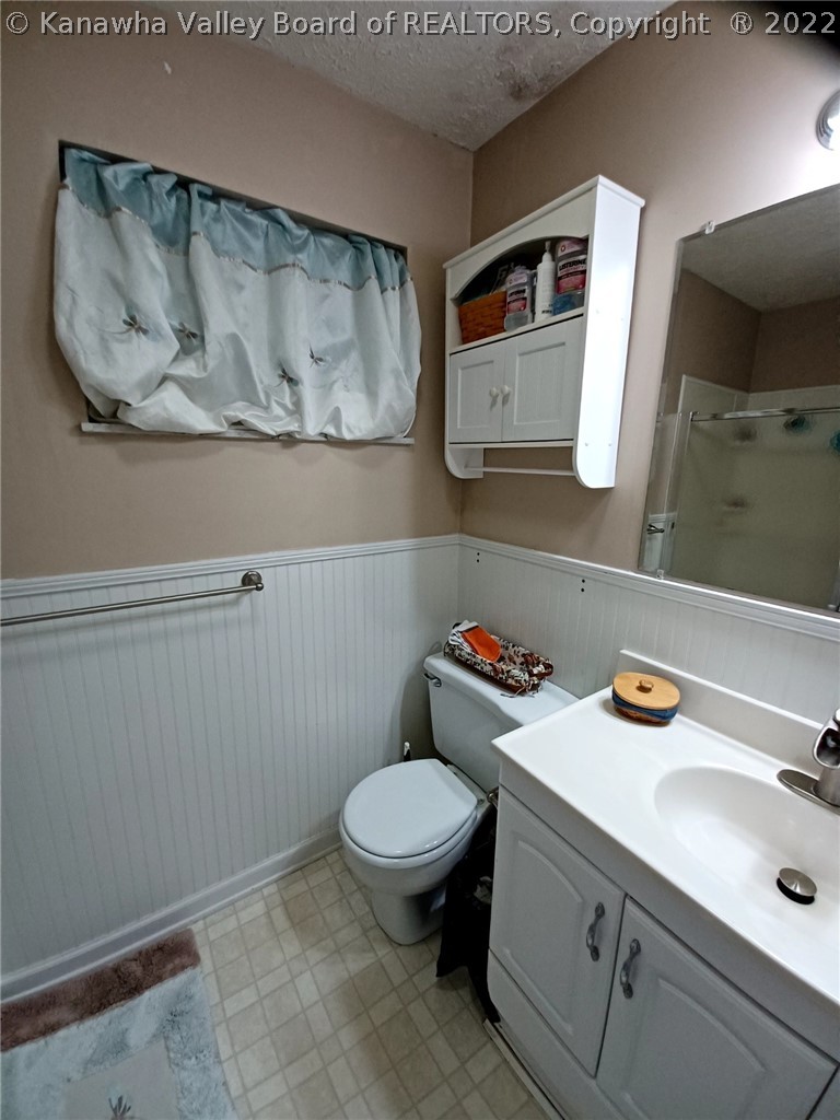 181 Jarrett Heights Road Elkview, WV 25071 - Photo 15 of 25 Gallery Image 15