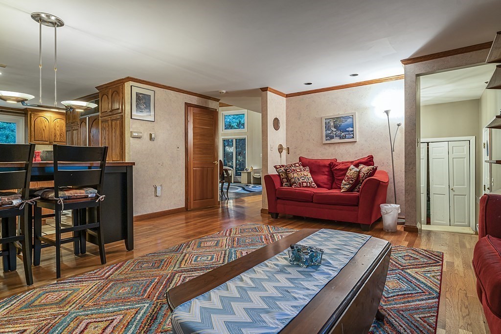 1 Rolleston Road Marblehead, MA 01945 - Photo 9 of 39 Gallery Image 9