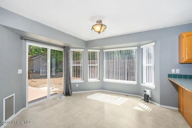 $599,000 | 31538 North Barbara Avenue, Spirit Lake, ID 83869